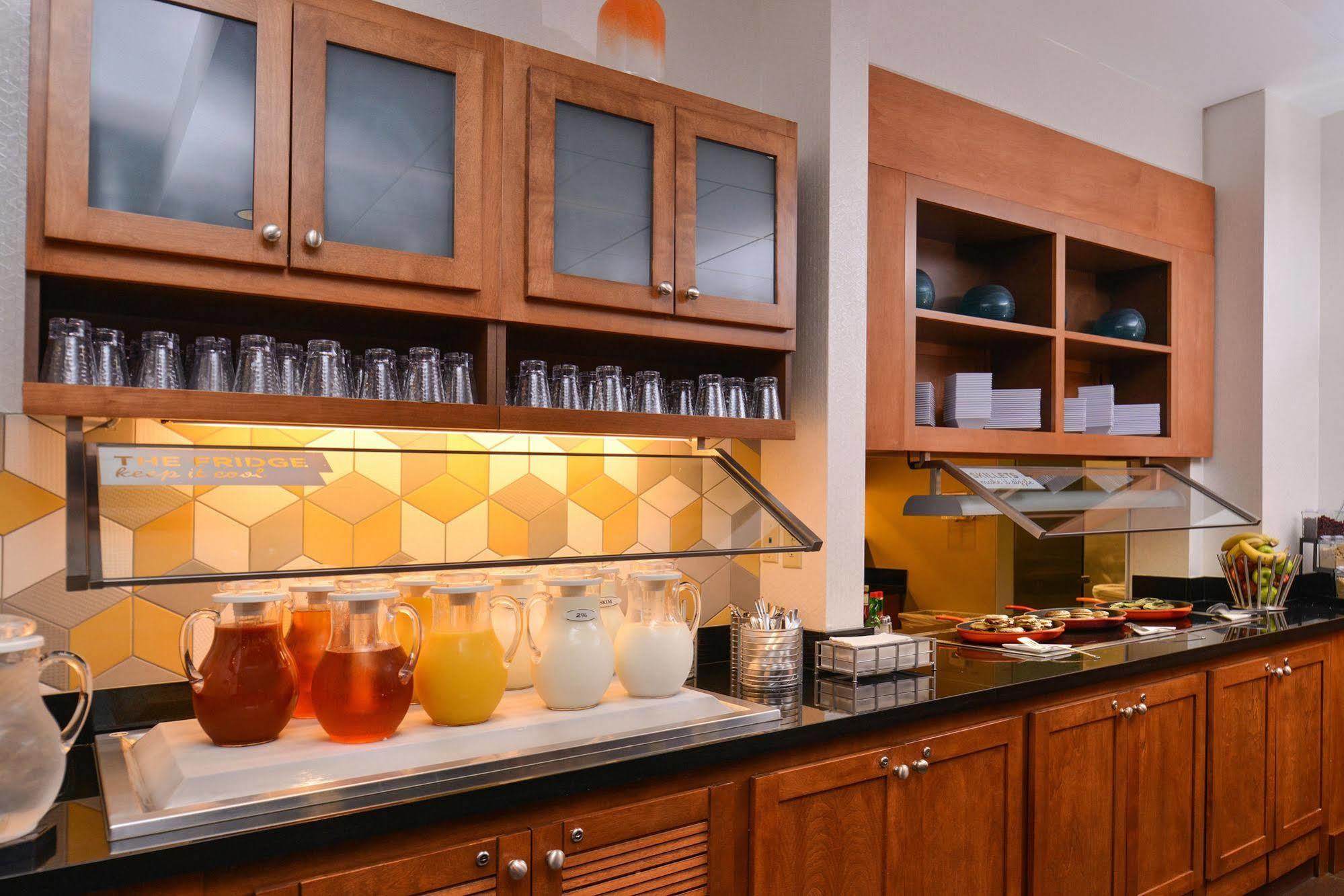 Hyatt Place Garden City Zewnętrze zdjęcie